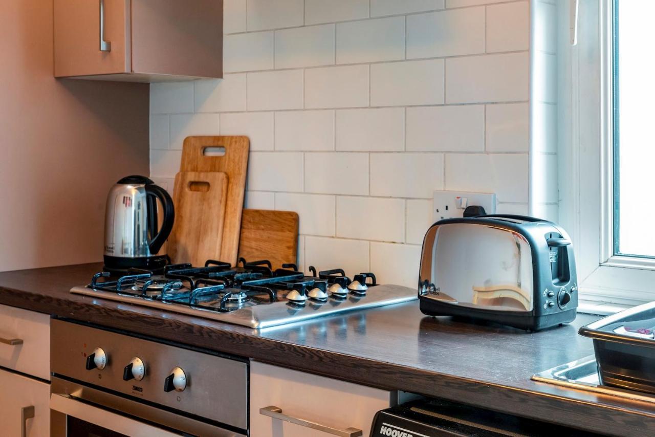 Apartment 1 Bd In Historical W Close To Centre