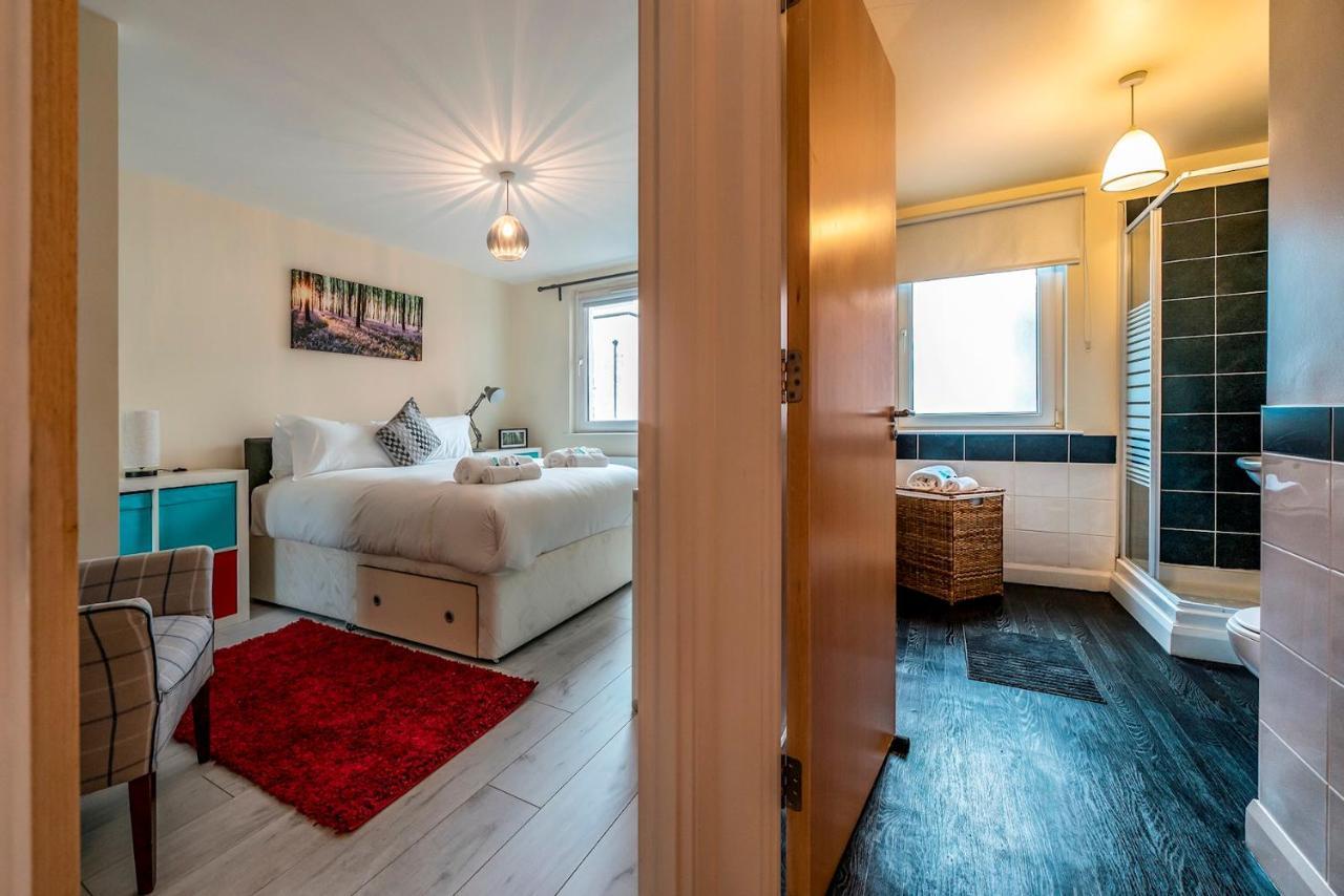 1 Bd In Historical W Close To Centre